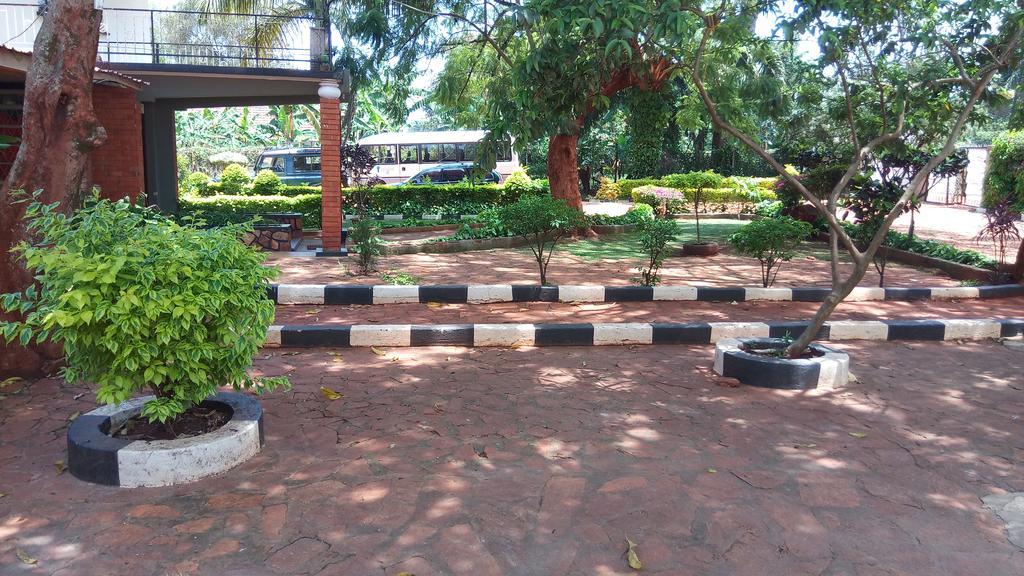Arise Africa Christian Guesthouse Jinja Exterior photo
